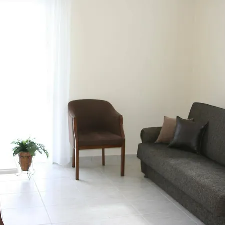 Mackenzie 2* Larnaca